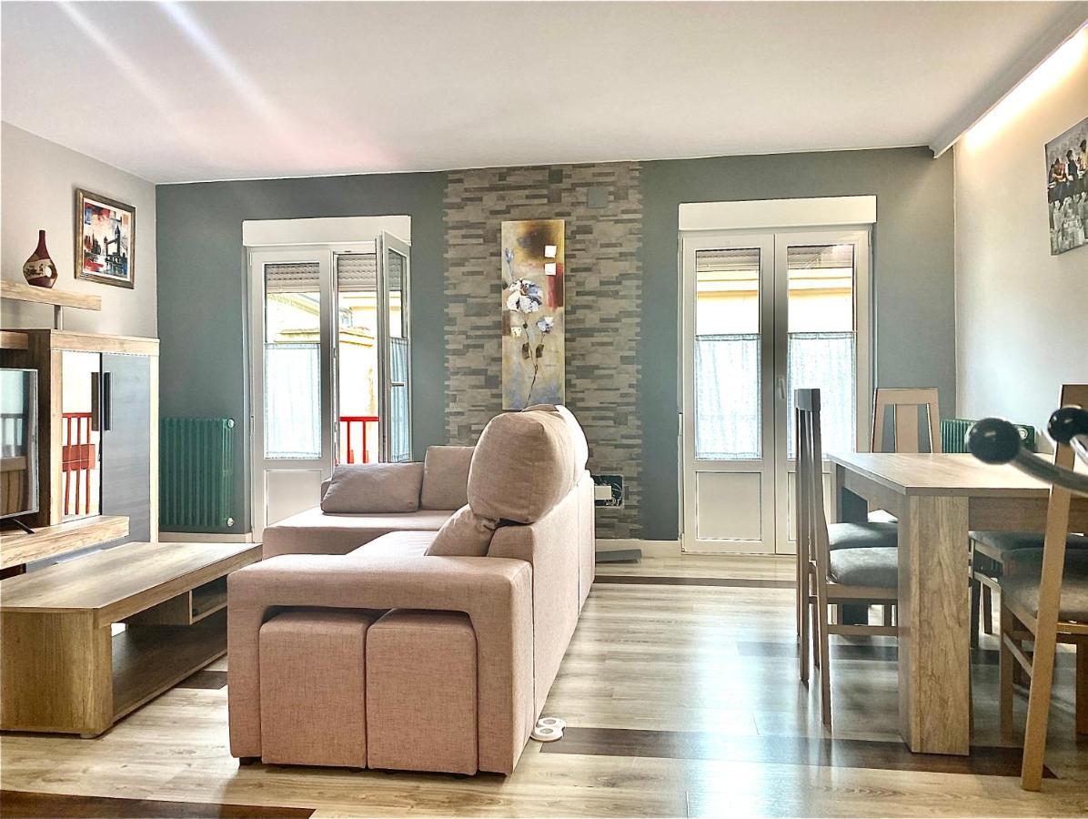 Housingleon- Barrio Humedo Apartment Екстериор снимка